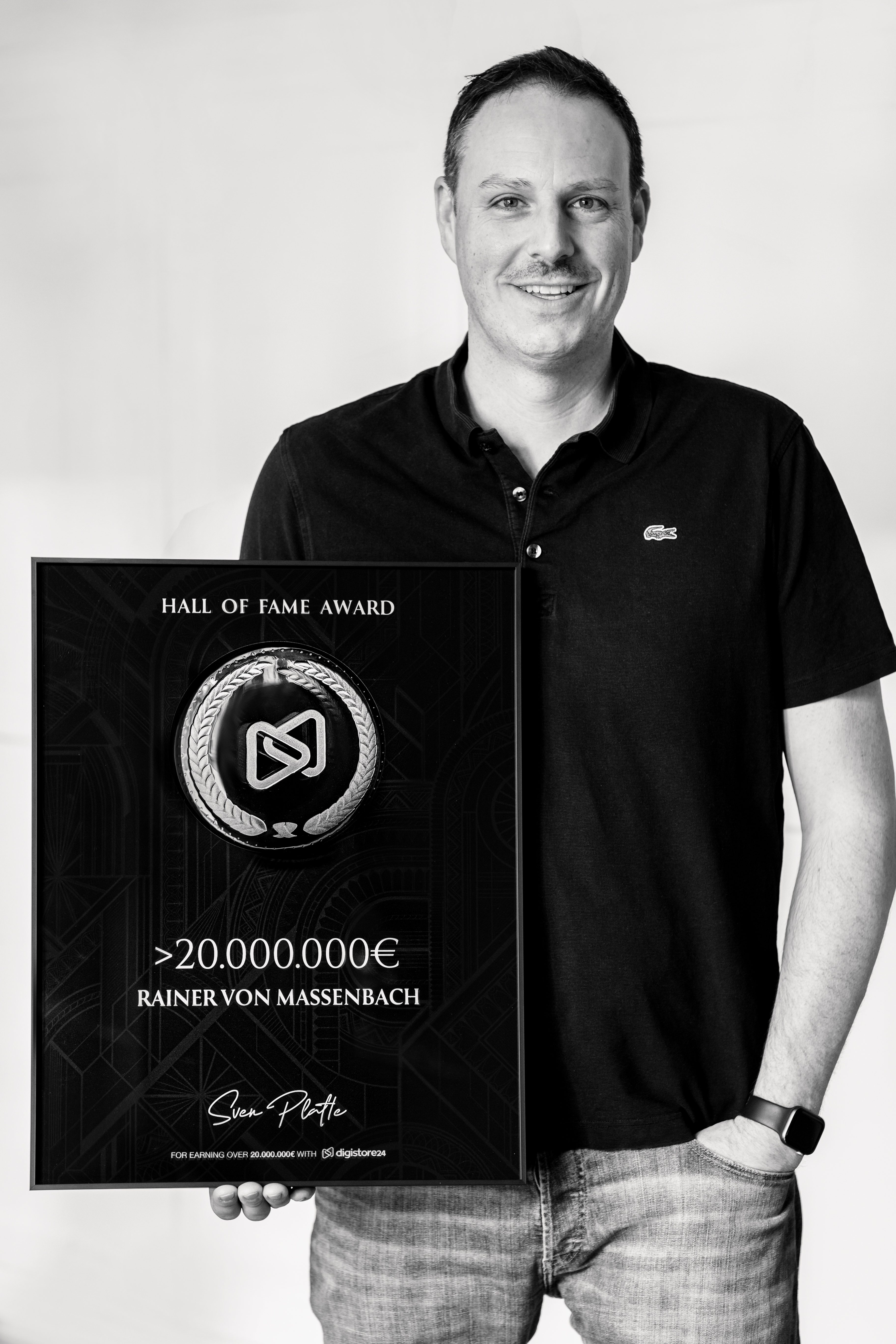 Rainer von Massenbach mit dem Digistore24 Hall of Fame Award für über 20 Mio. € Umsatz